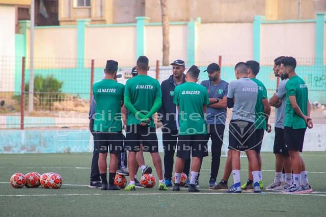 جانب من تدربيات فريق النصر بملعب النادي بمدنية بنغازي 