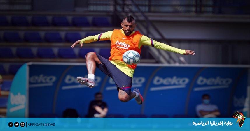 التشيلي أرتورو فيدال لاعب برشلونة