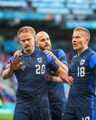 فنلندا تحقق فوزًا تاريخيًا على حساب الدنمارك | فيديو