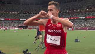 عاجل - المغربي سفيان البقالي يتوج بالميدالية الذهبية في منافسات 3000 متر