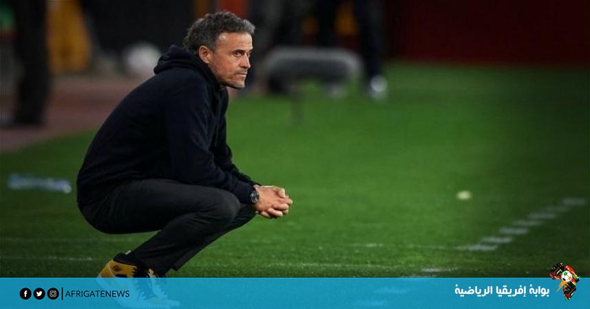 سكاي: لويس إنريكي لا يمانع فكرة قيادة مانشستر يونايتد